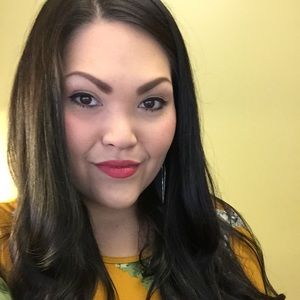 Meet your Posher, Tami